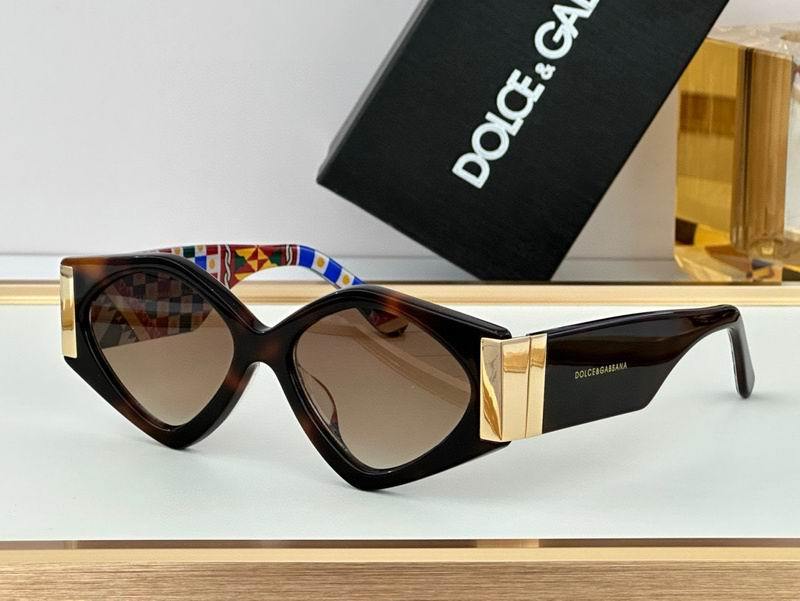 D&G Sunglasses 204